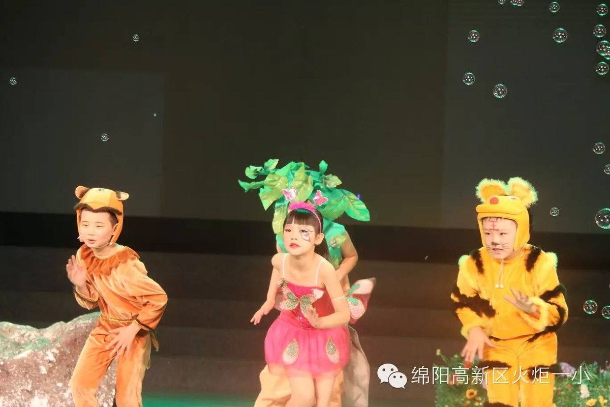 【火一喜讯】我校校园剧喜获绵阳市中小学生艺术节特等奖，并将被选送到四川省艺术节参赛