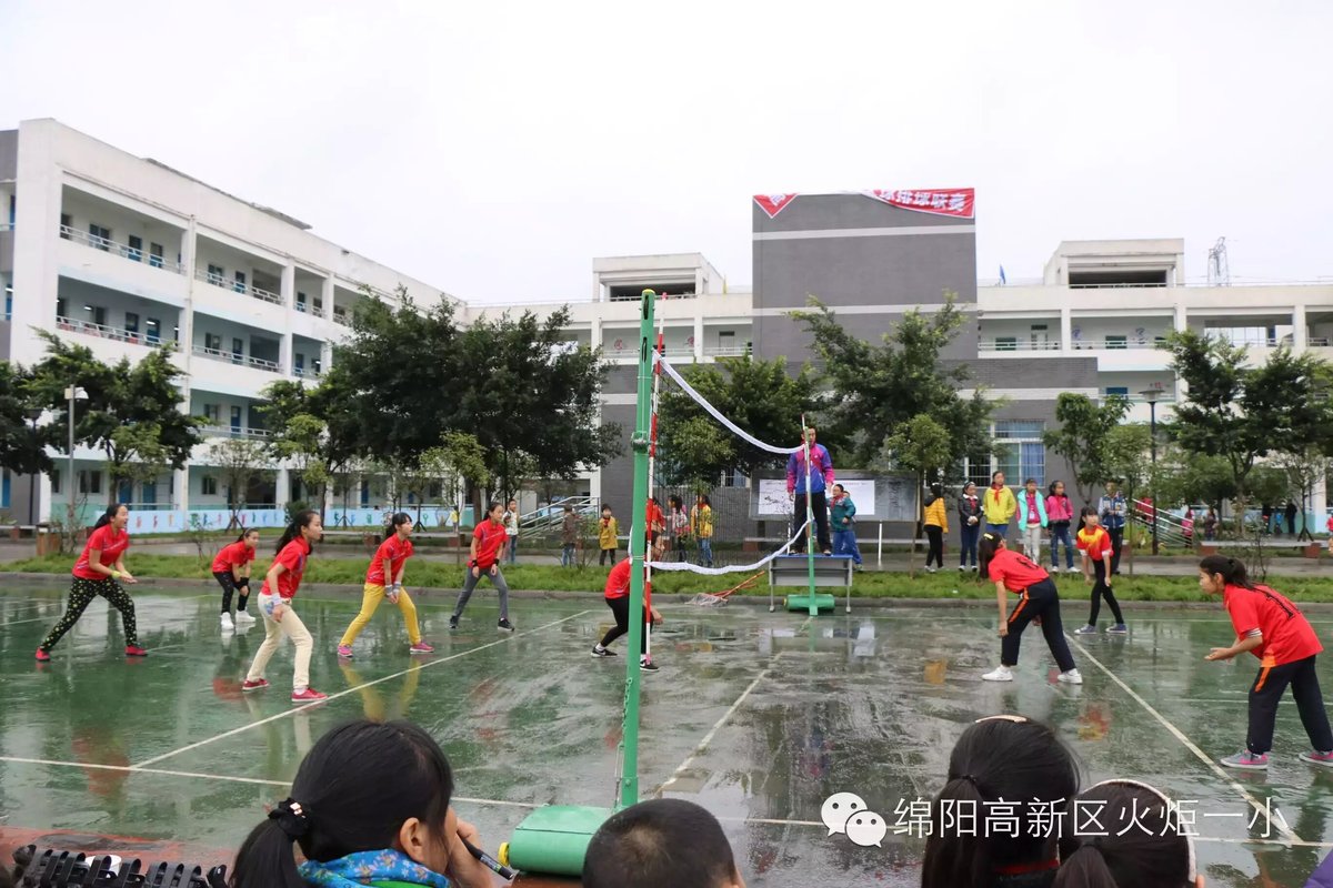 【2、排球赛场写真】 与球共舞的排球美少女