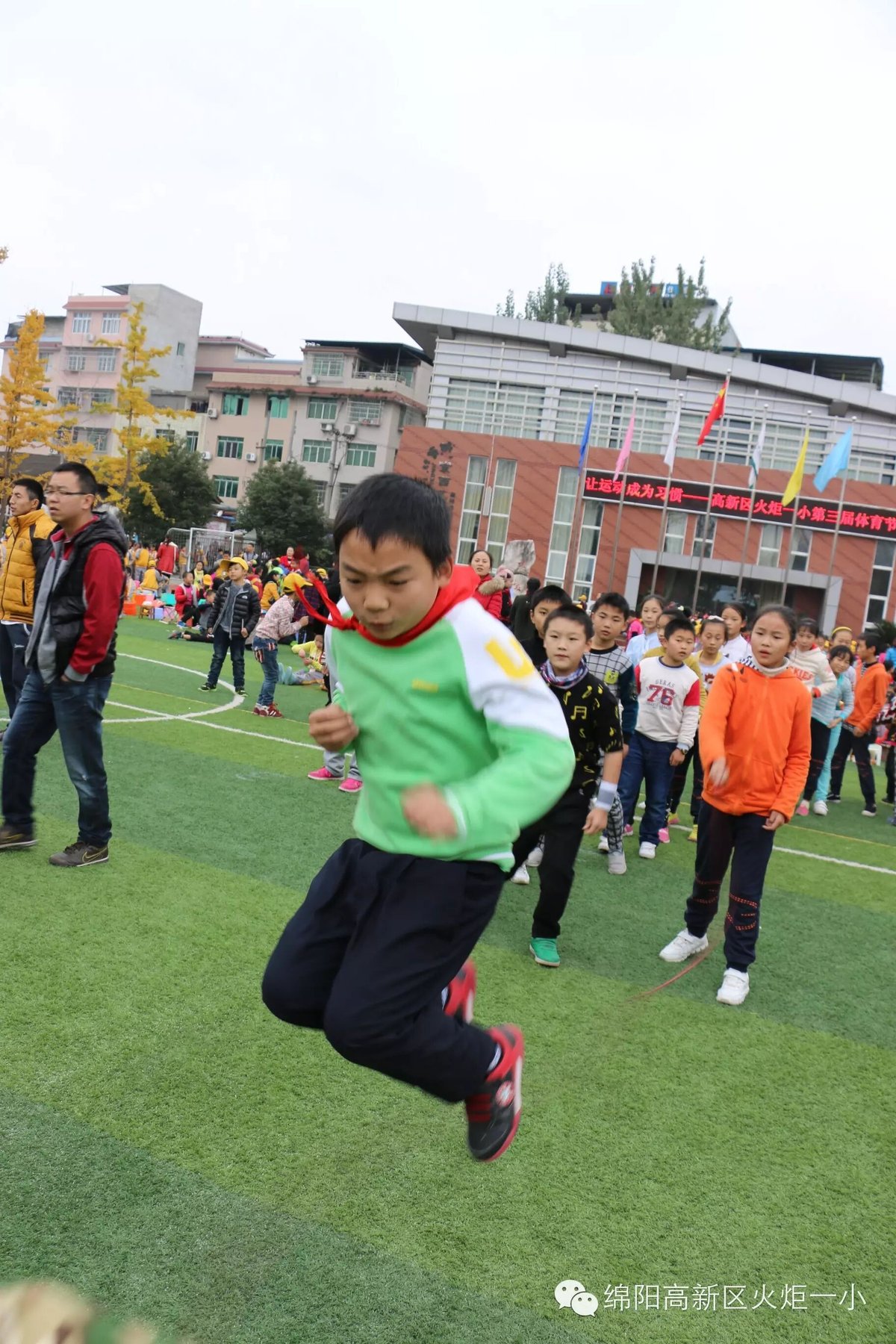 【体育节比赛日速递1】赛场上挥洒激情，运动中茁壮成长