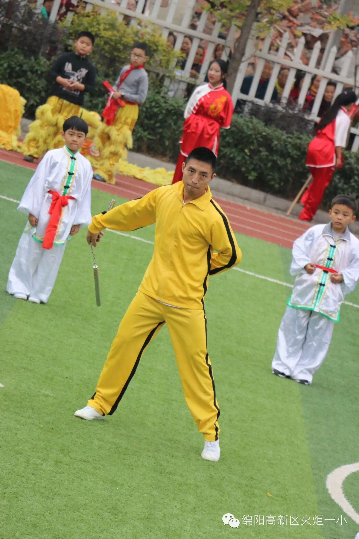 【体育节开幕式速递1】运动唤醒灵魂 比赛燃烧热血