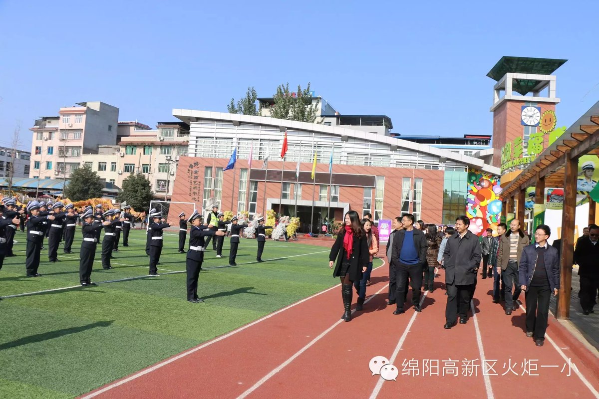 【火一动态】市委常委宣传部长张学民一行调研我校少年宫建设
