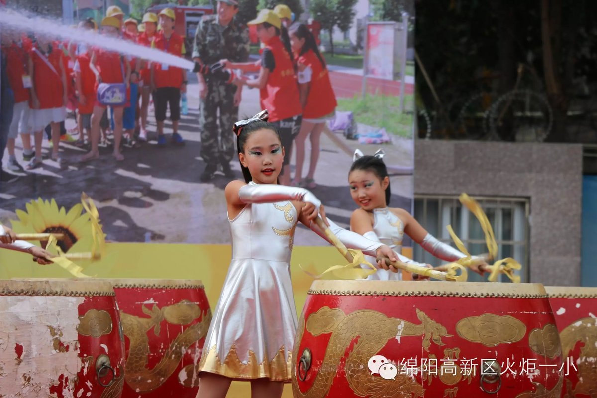 【火一动态】绵阳晚报小记者俱乐部周年庆典盛大开幕