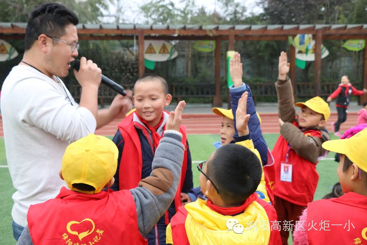 【火一动态】我校组建第二批绵阳晚报小记者