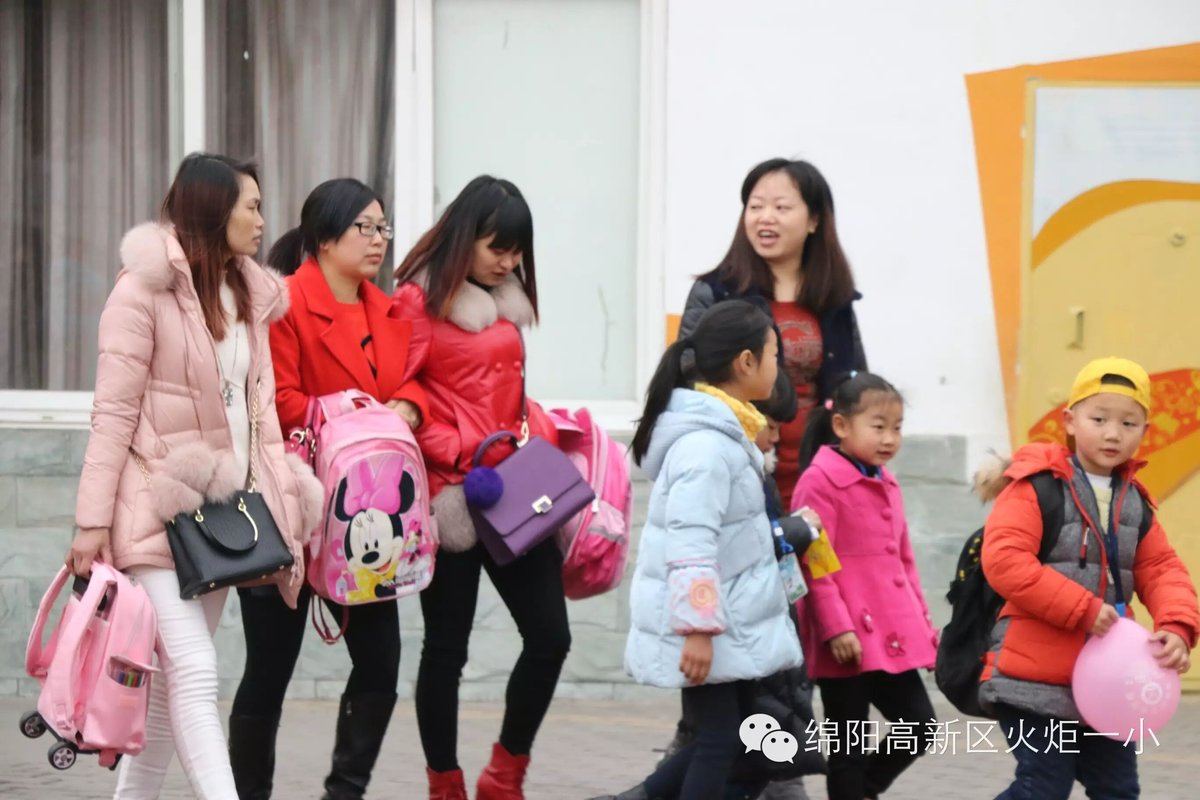 【火一动态】奔跑吧，同学——开学报名工作顺利展开