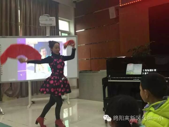 【喜讯】热烈祝贺我校杨春雨老师喜获高新区中小学音乐课展评活动第一名