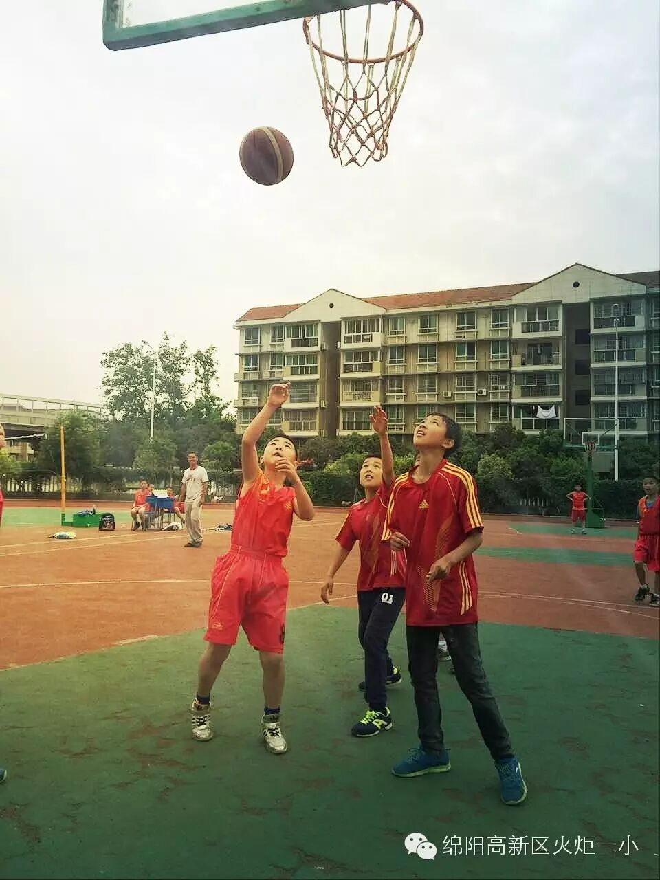 【火一动态】追风少年演绎热血篮球