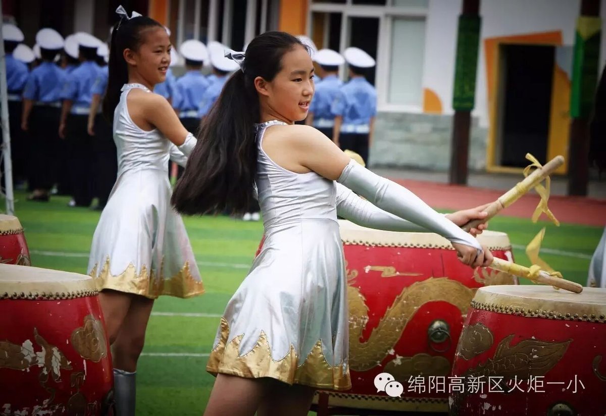 【火一动态】中央文明办三局局长杨笑山一行调研火炬一小少年宫工作
