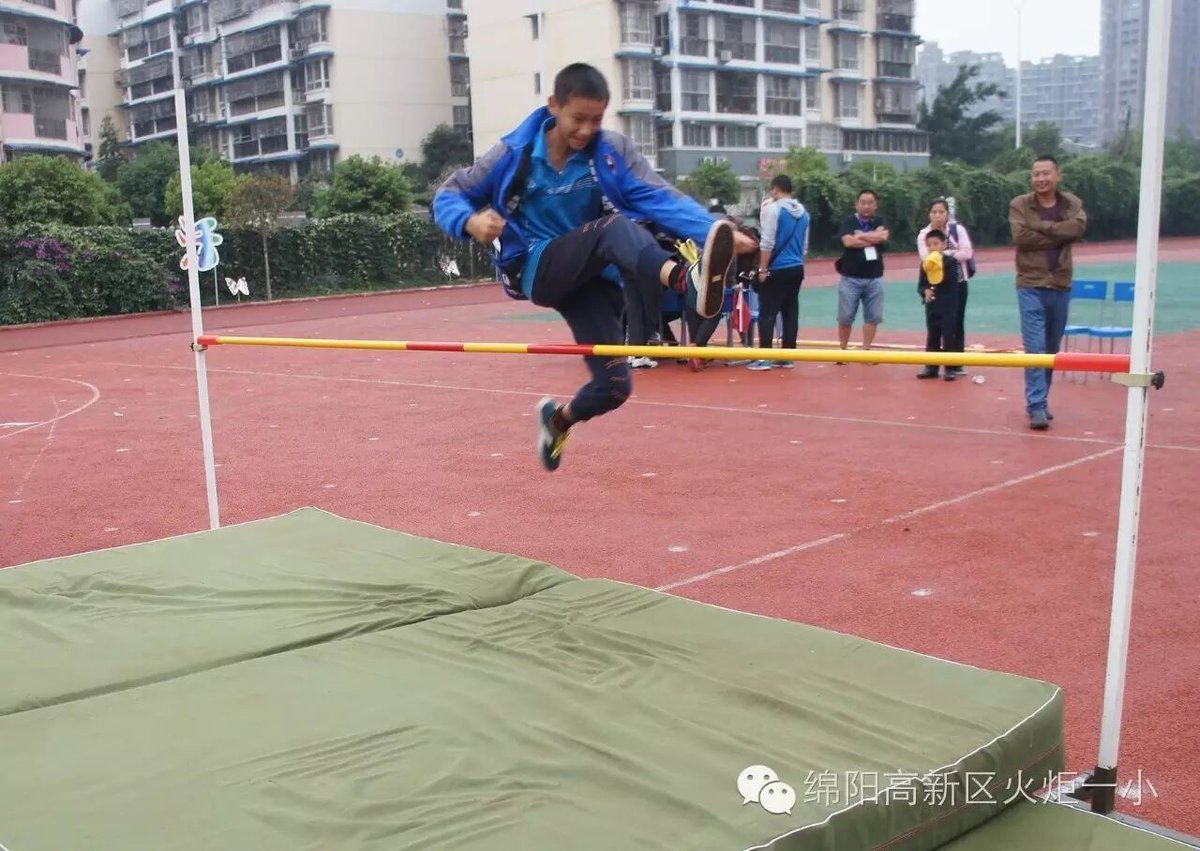【火一动态】我校体育健儿在高新区第五届中小学生田径运动会上斩获佳绩