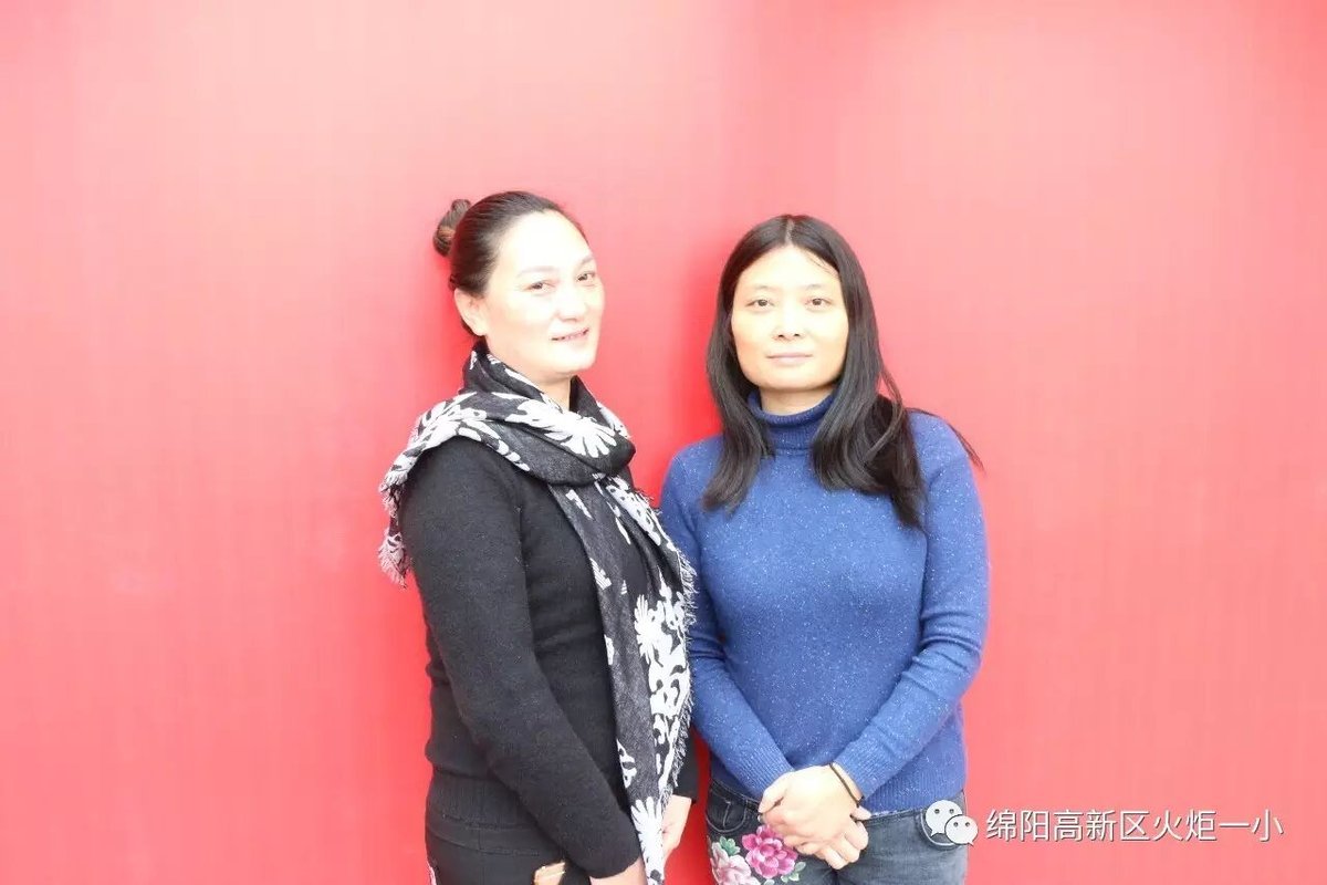 【火一动态】学科带头人引领教师学科专业成长