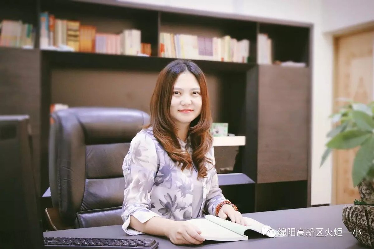 【火一动态】揭晓火炬一小2016十大校园新闻啦！
