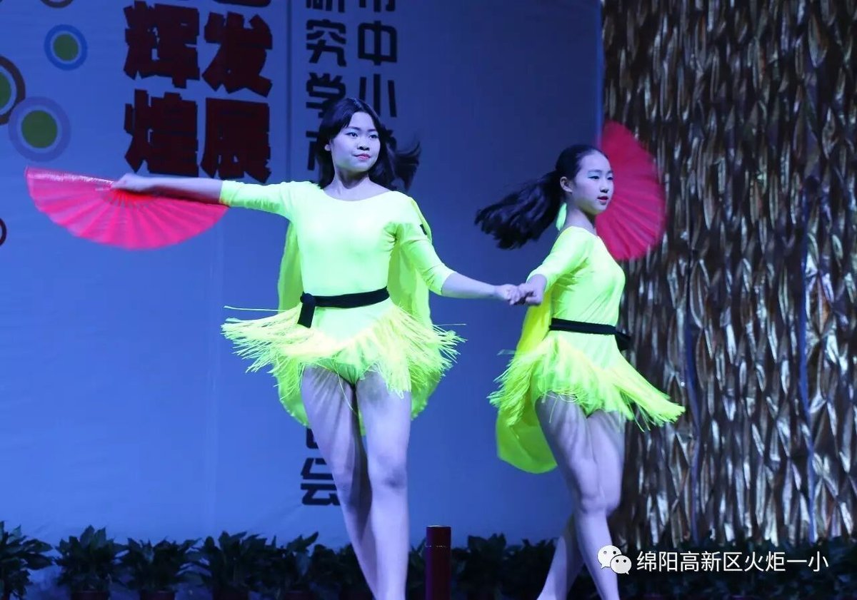 【火一动态】揭晓火炬一小2016十大校园新闻啦！