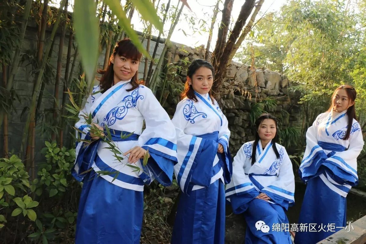 【班主任主题印象辑5】倾听花开的声音