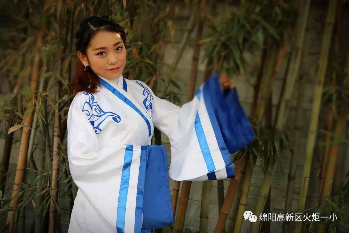 【班主任主题印象辑5】倾听花开的声音