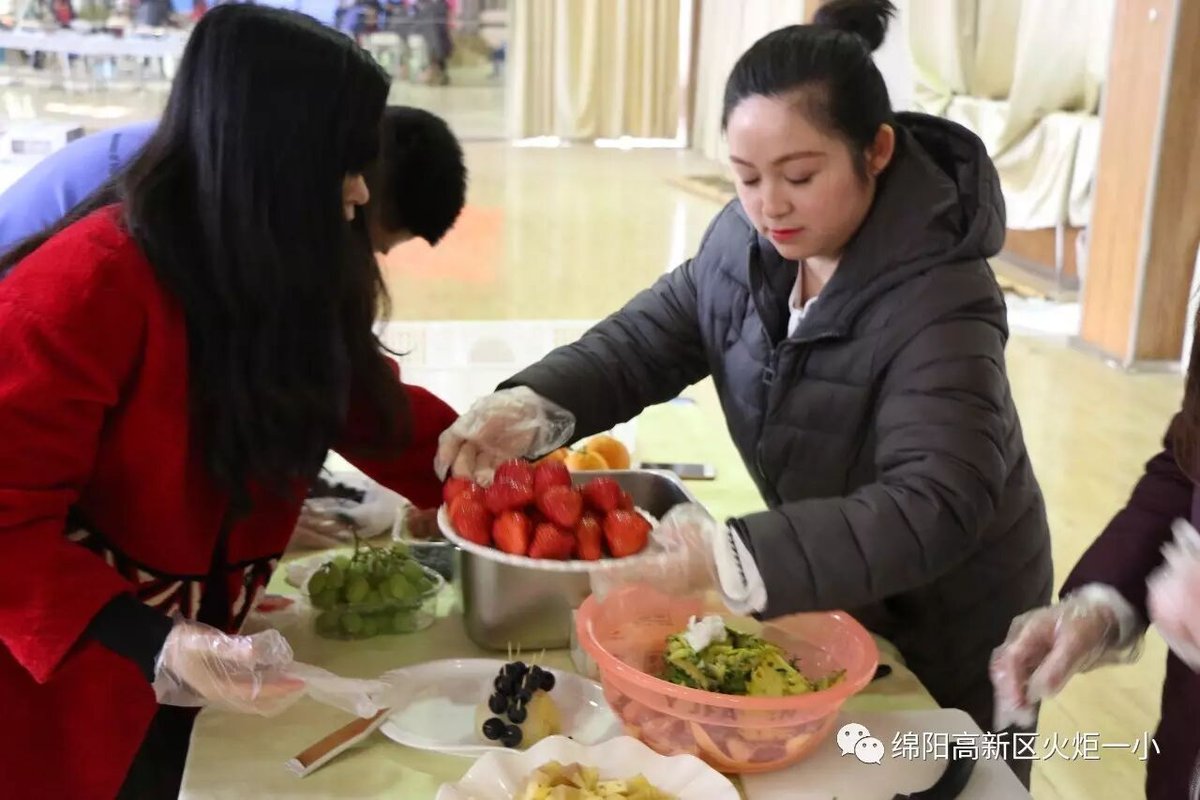 【三八节特辑】自由转换厅堂厨房，充当十足魅力女王