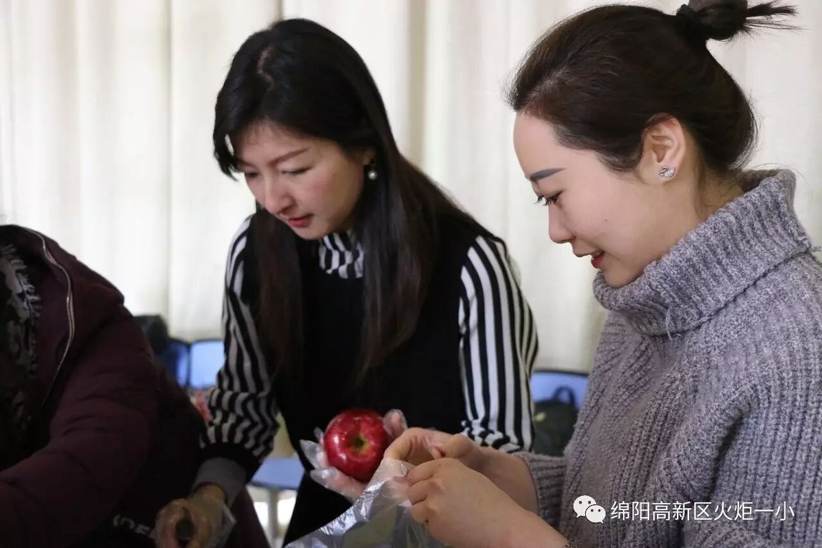 【三八节特辑】自由转换厅堂厨房，充当十足魅力女王