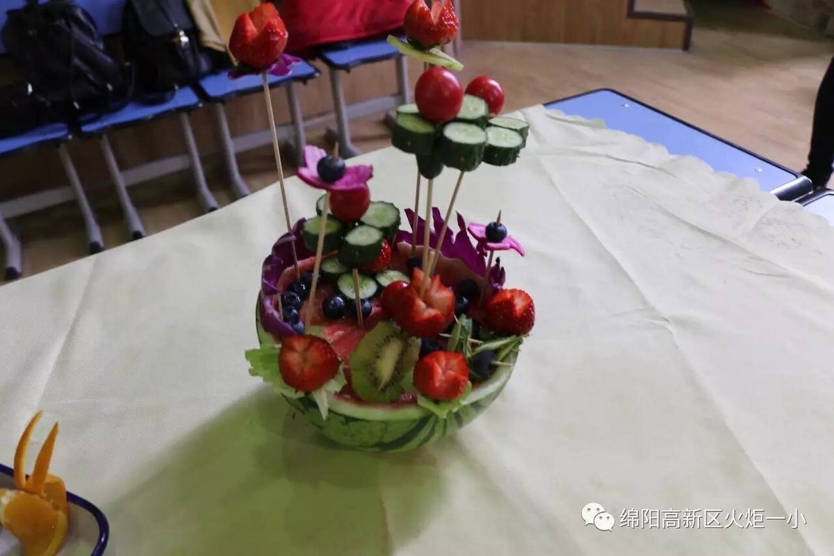 【三八节特辑】自由转换厅堂厨房，充当十足魅力女王