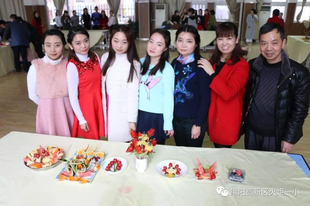 【三八节特辑】自由转换厅堂厨房，充当十足魅力女王