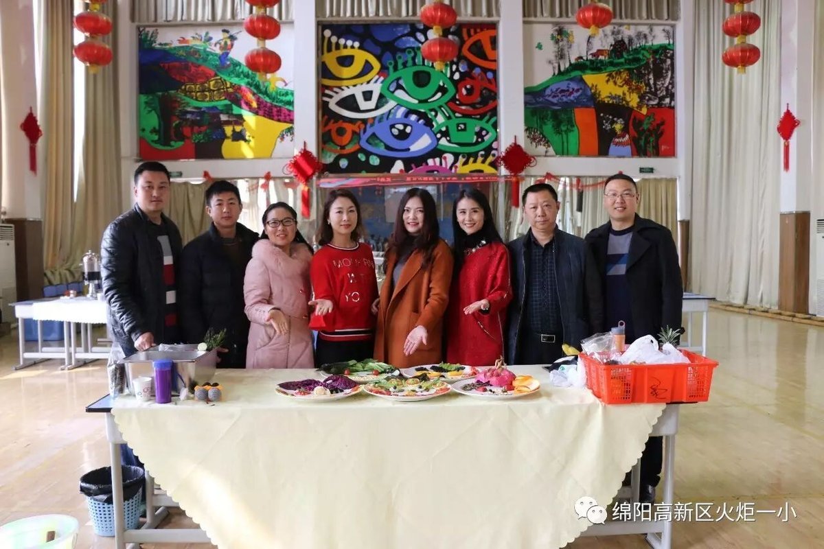 【三八节特辑】自由转换厅堂厨房，充当十足魅力女王