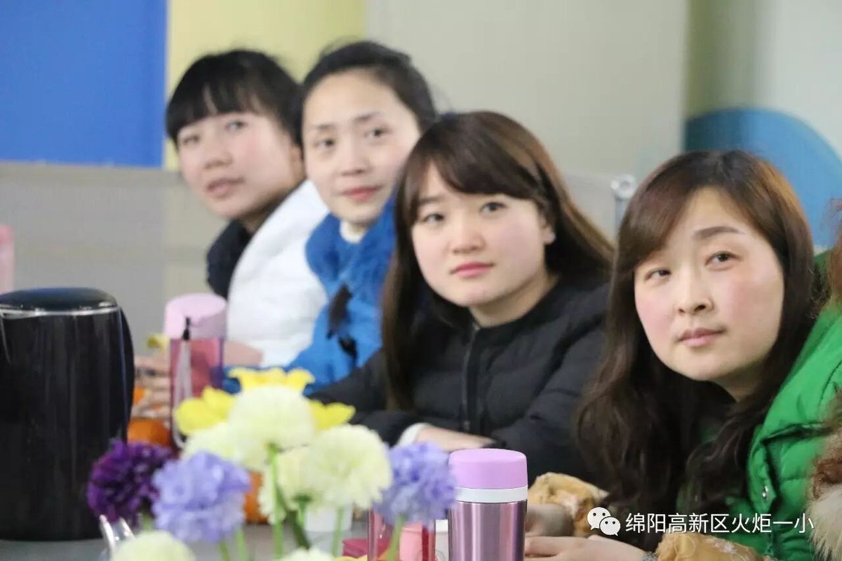 【班主任节速递2】班主任节之班主任观影活动