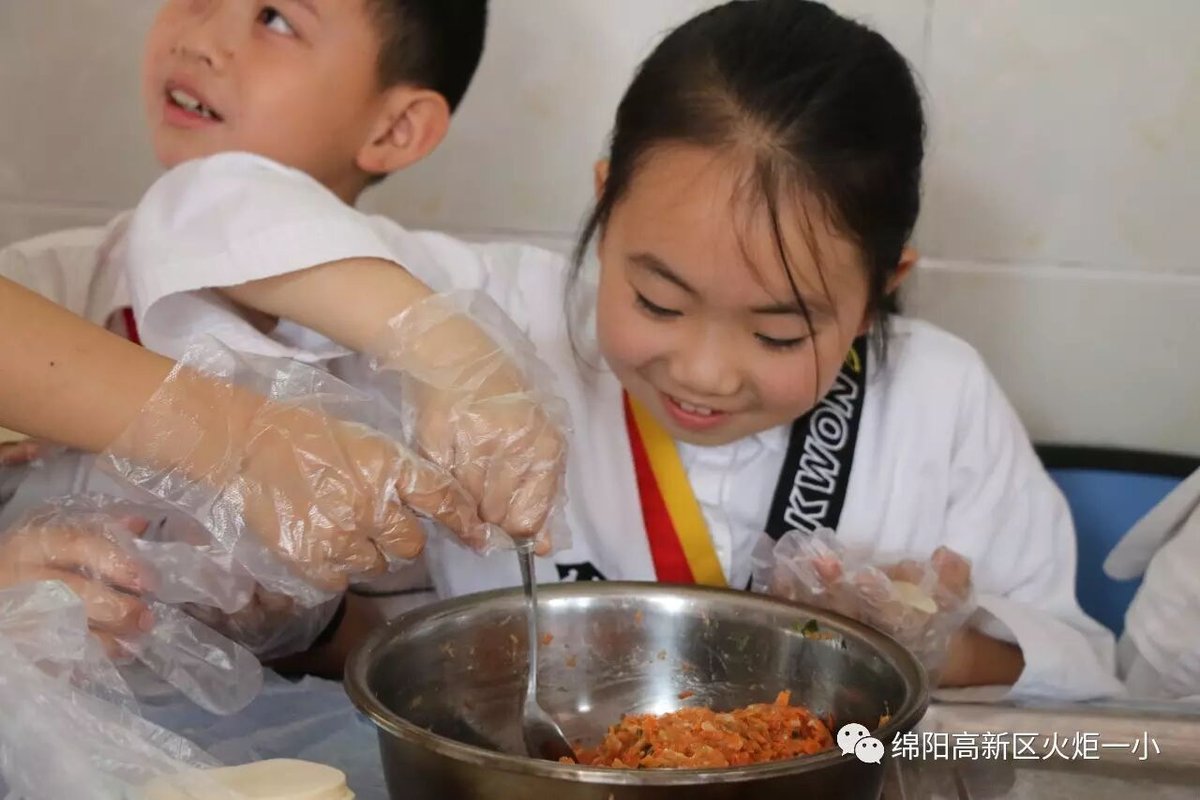 【六一系列活动三】“包”罗万象，秀出童年的味道