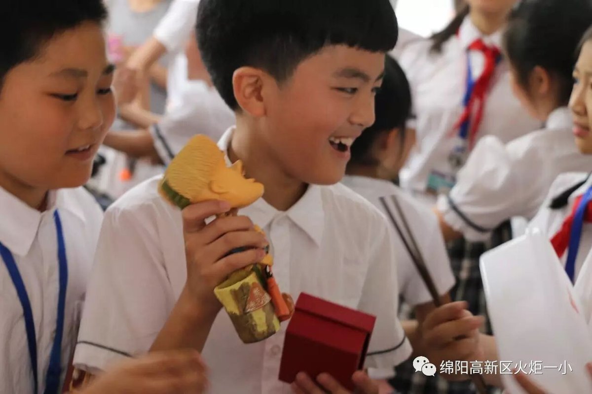 【六一系列活动三】“包”罗万象，秀出童年的味道