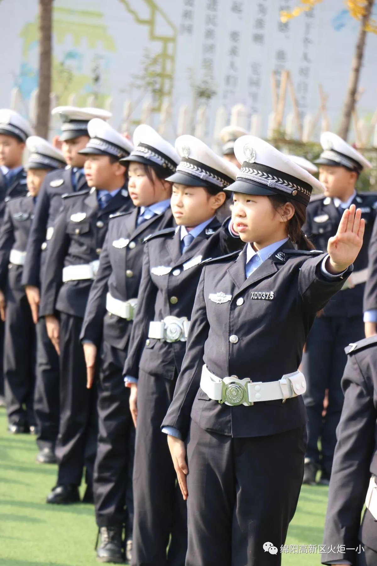 【火一动态】122"尊法守规明礼进学堂"交通安全宣传活动