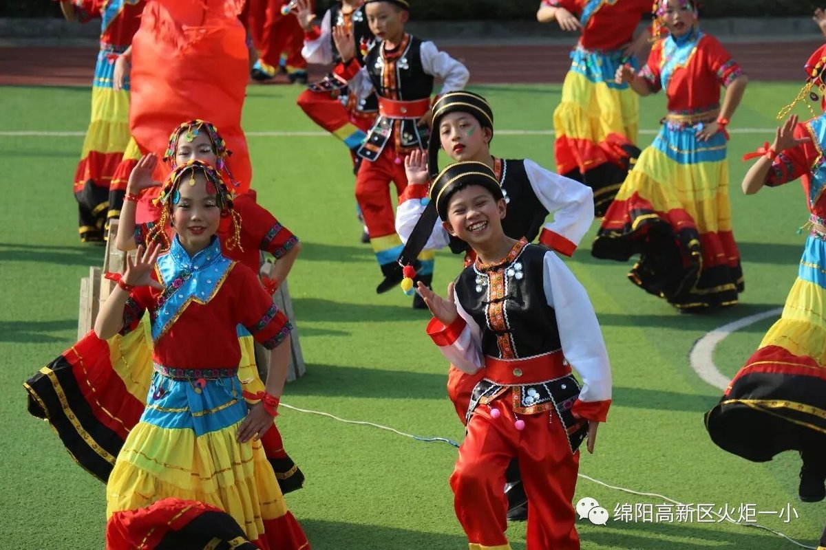 【火一动态】火炬一小第五届体育节开幕式