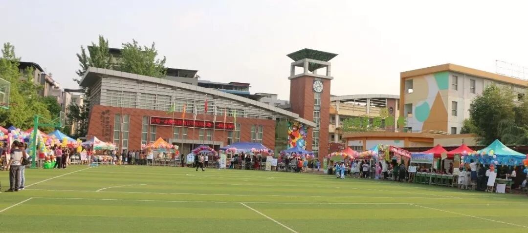 【火一读书节】逛不完的书市,淘不完的精彩