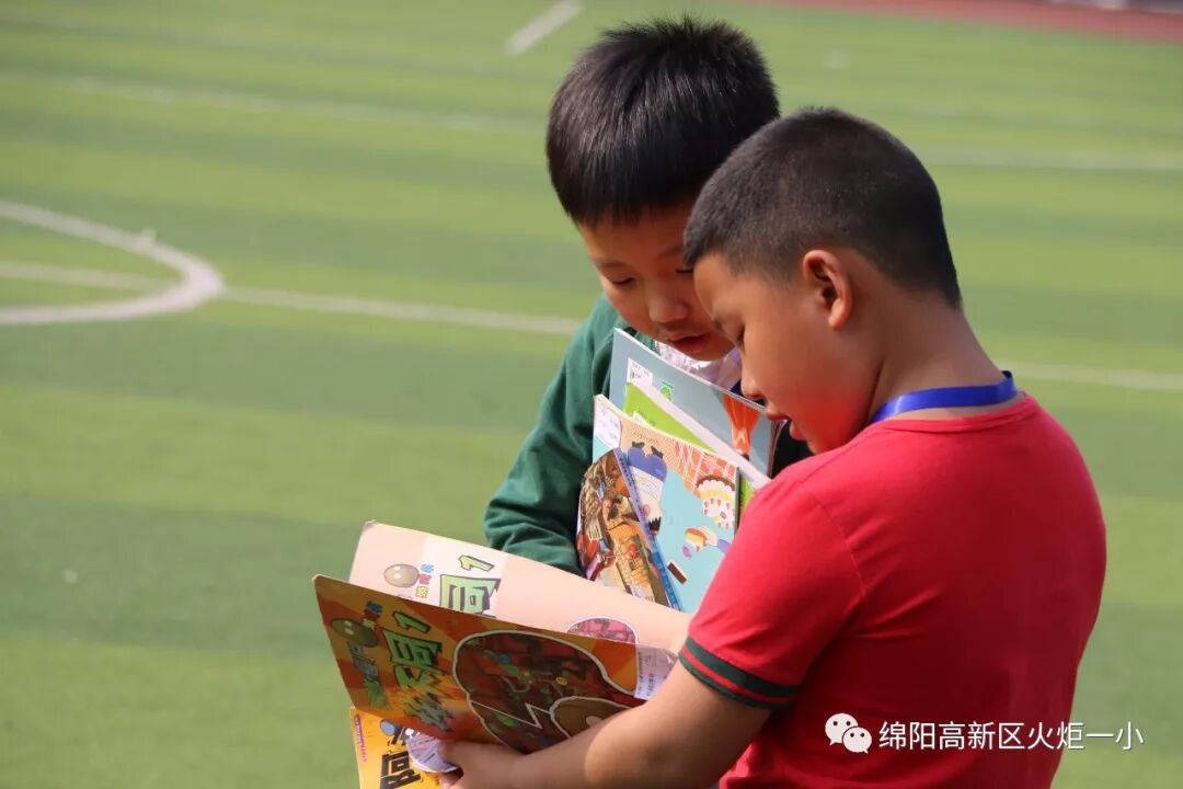 【火一读书节】逛不完的书市,淘不完的精彩