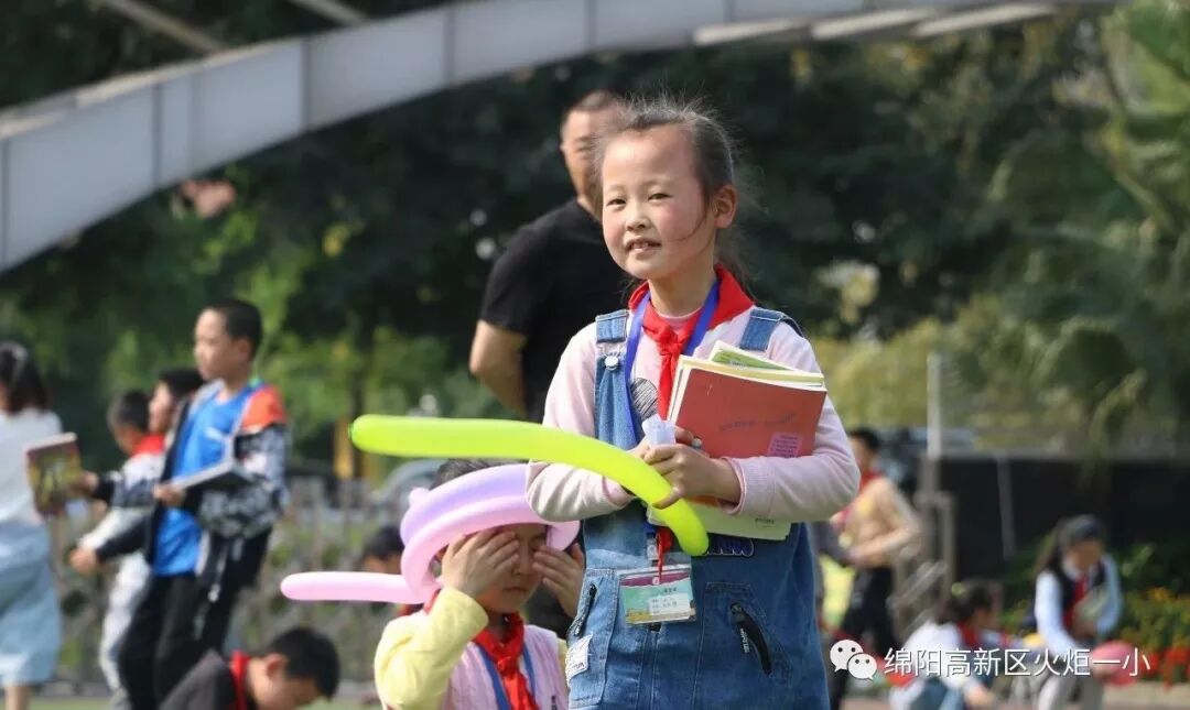 【火一读书节】逛不完的书市,淘不完的精彩