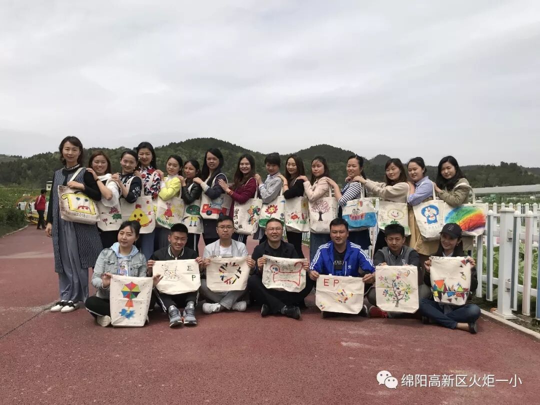 【火一动态】及月社2018年“春天•环保”手绘活动