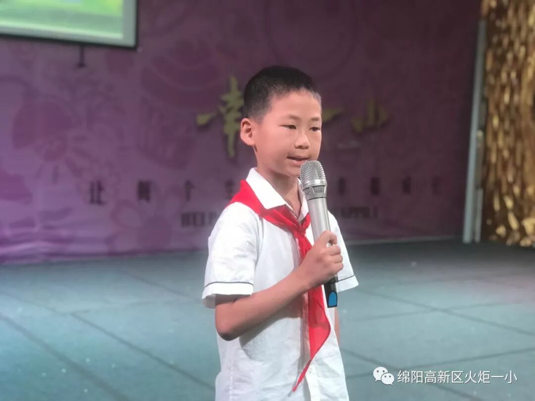 【六一特辑3】六一,我光荣入队啦!