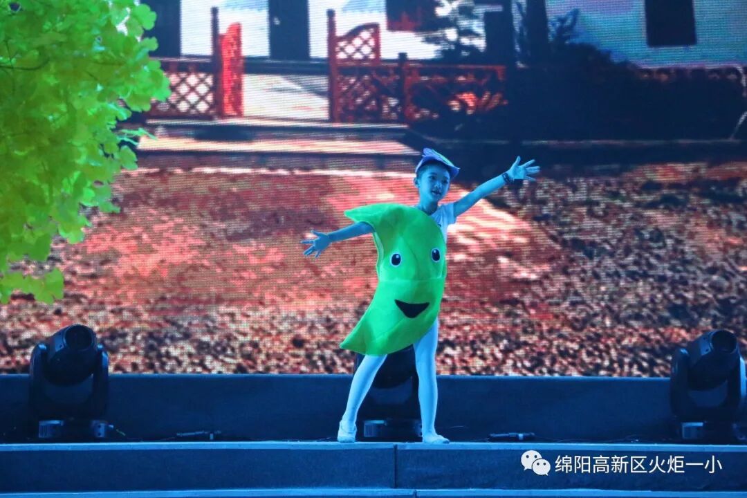 【火一动态】 为戏剧插上艺术的翅膀