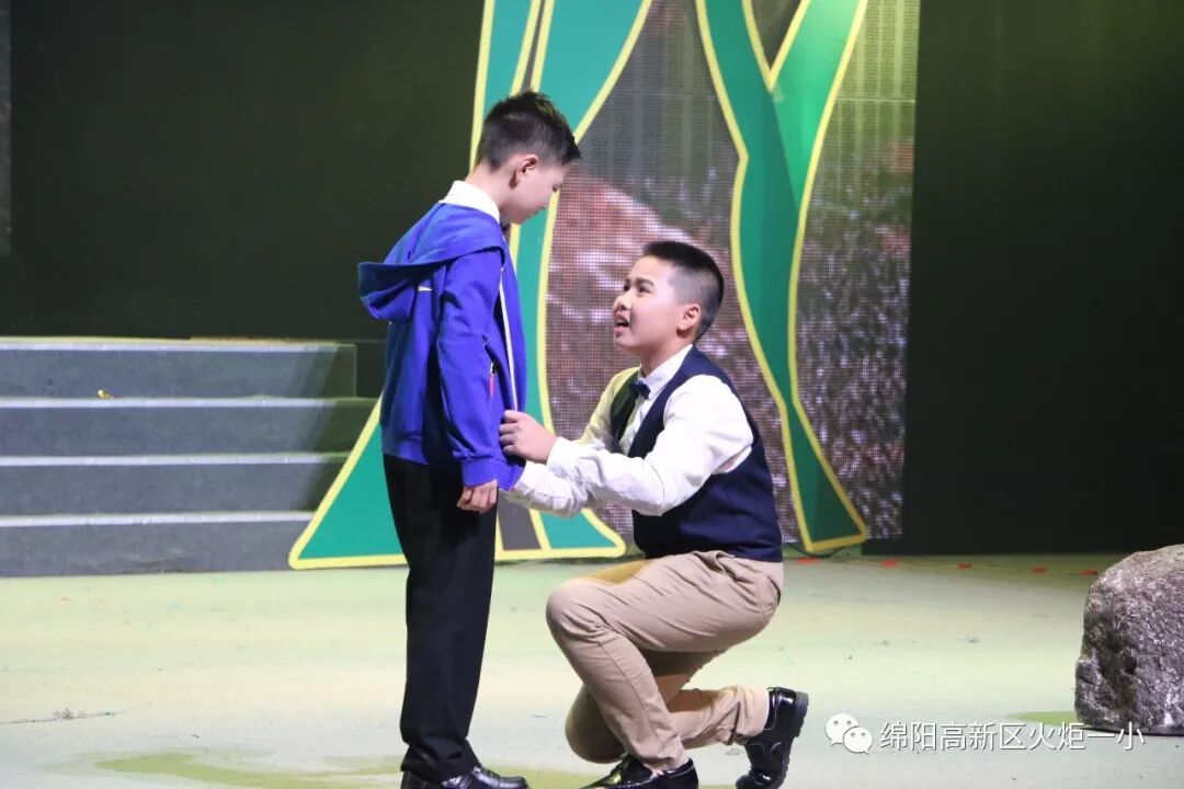 【火一动态】 为戏剧插上艺术的翅膀