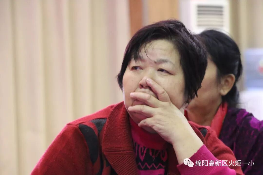 【火一动态】最美夕阳红 ——火炬一小2018年重阳节联谊活动