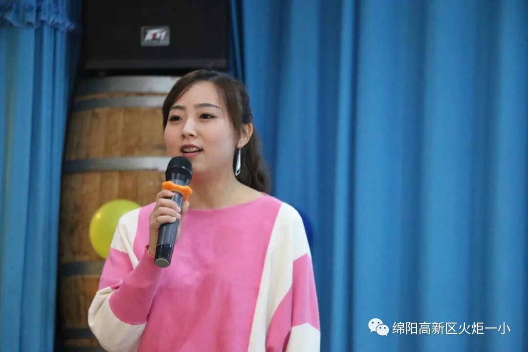 【火一动态】 肆意青春  我们在路上---火炬一小及月社2周年庆典