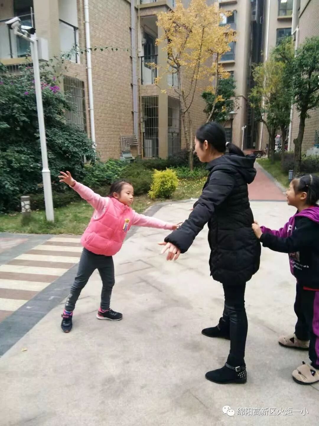 【火一体育课程】再不运动你就OUT啦 ——火炬一小体育课程大揭秘