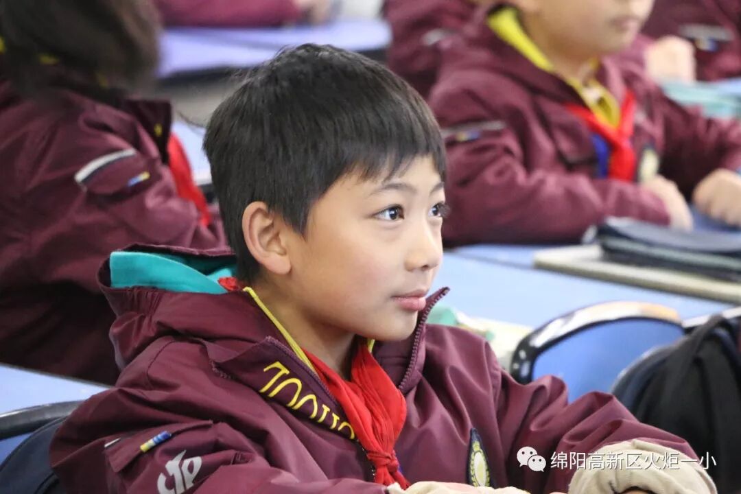 【火一体育课程】再不运动你就OUT啦 ——火炬一小体育课程大揭秘