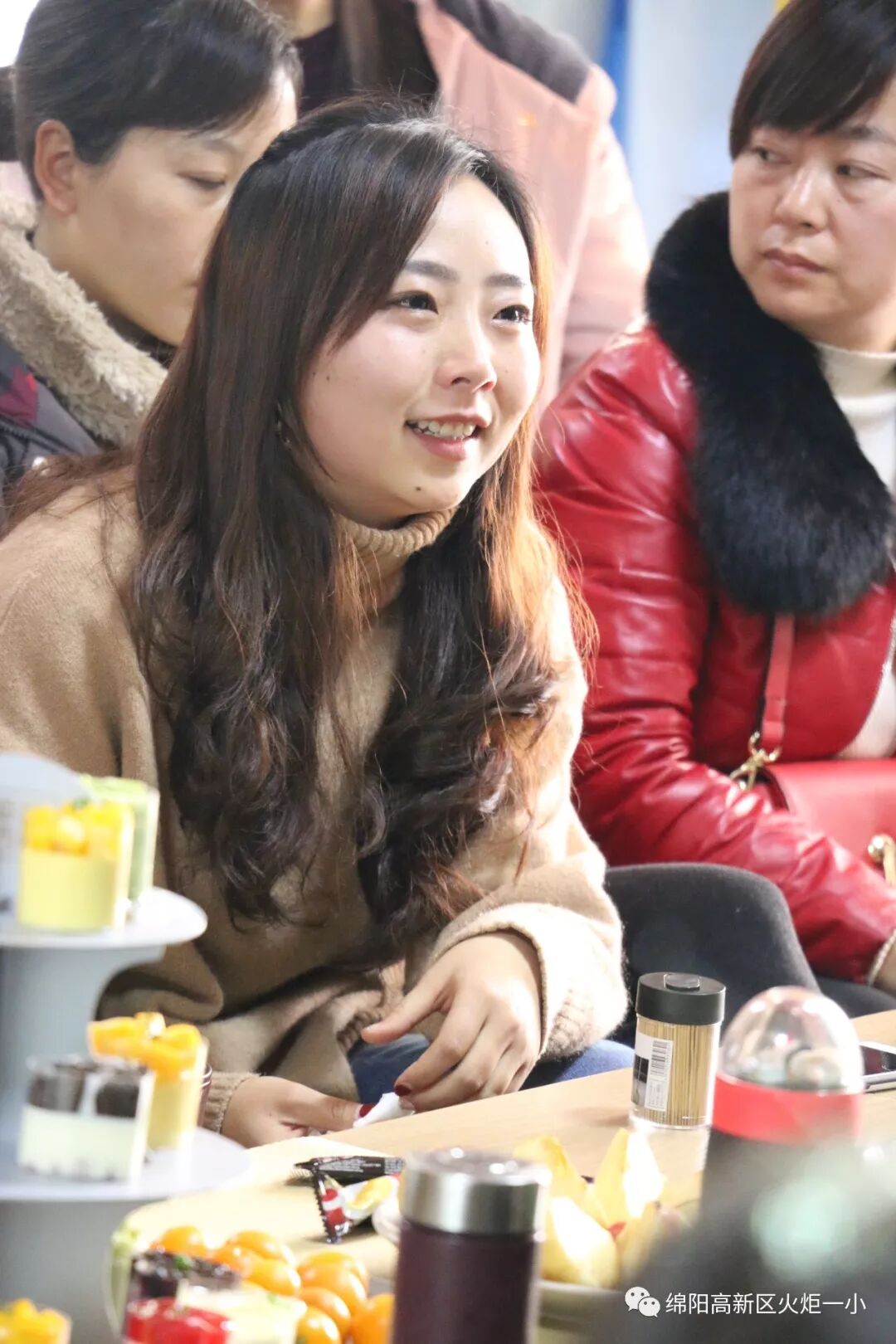 【火一动态】沐浴书香  润泽幸福 ---及月社读书活动
