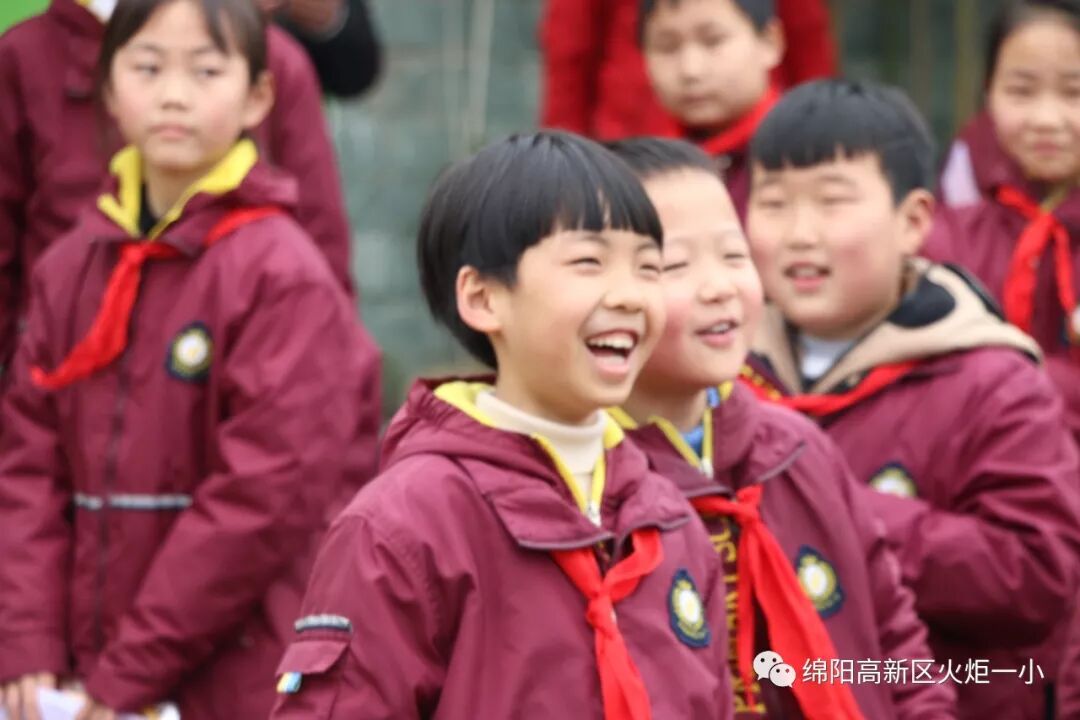 【火一开学日】2019年春开学典礼暨第九届“教师之星”“学生小明星”颁奖典礼