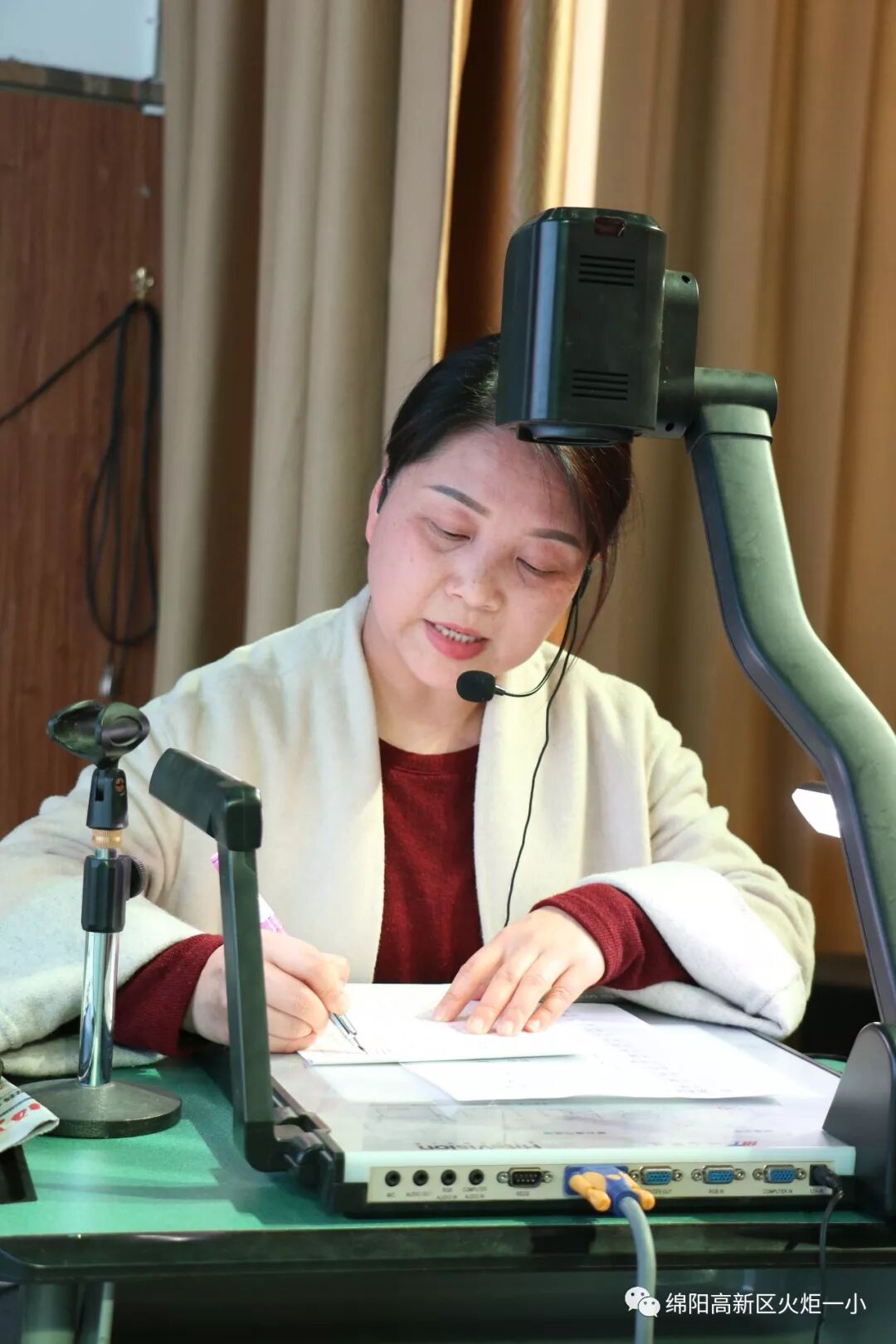 【火一动态】练就一手好字——教师成长课程之硬笔书法培训