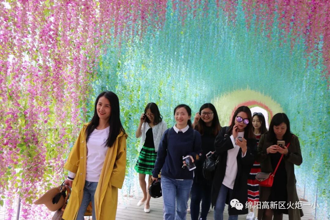 【火一动态】绘兰之雅  结兰之交 ——及月社户外绘画活动