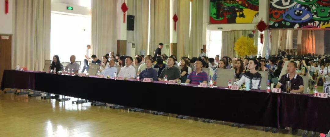 【火一喜报】我校选手连续六年蝉联绵阳市中小学生演讲比赛小学组冠军