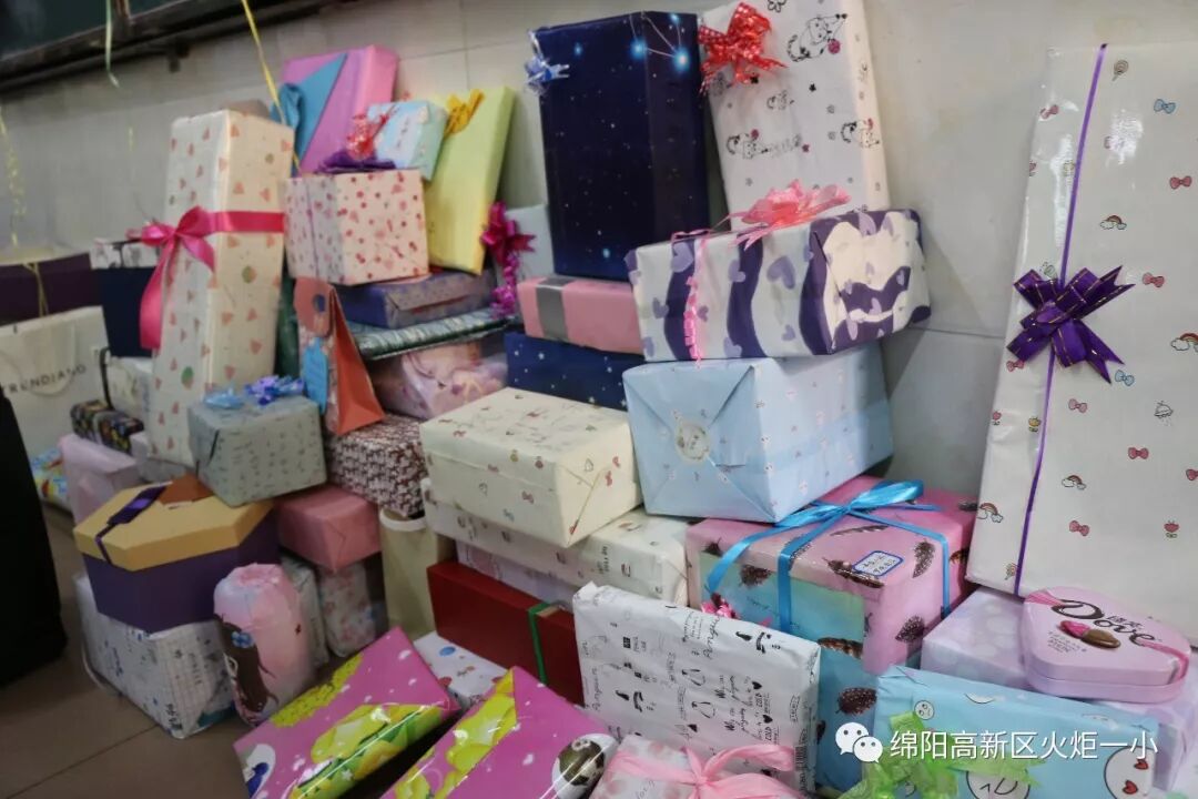 【火一动态】童心圆梦,有你有我——火炬一小"六•一"圆梦系列活动