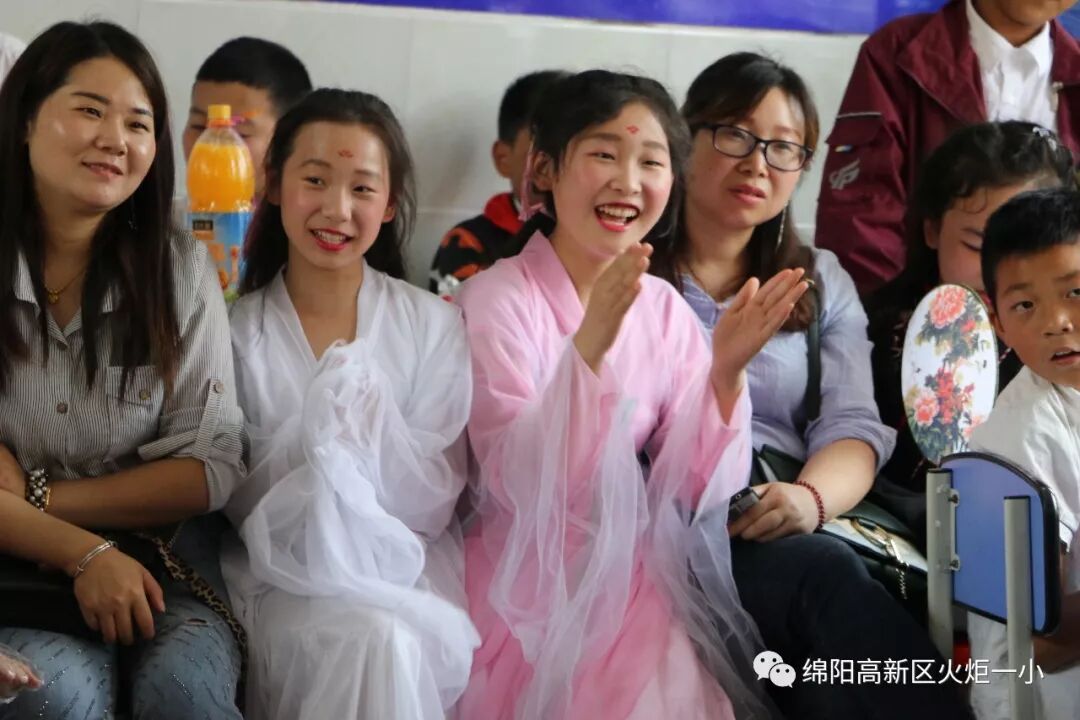 【火一动态】童心圆梦,有你有我——火炬一小"六•一"圆梦系列活动