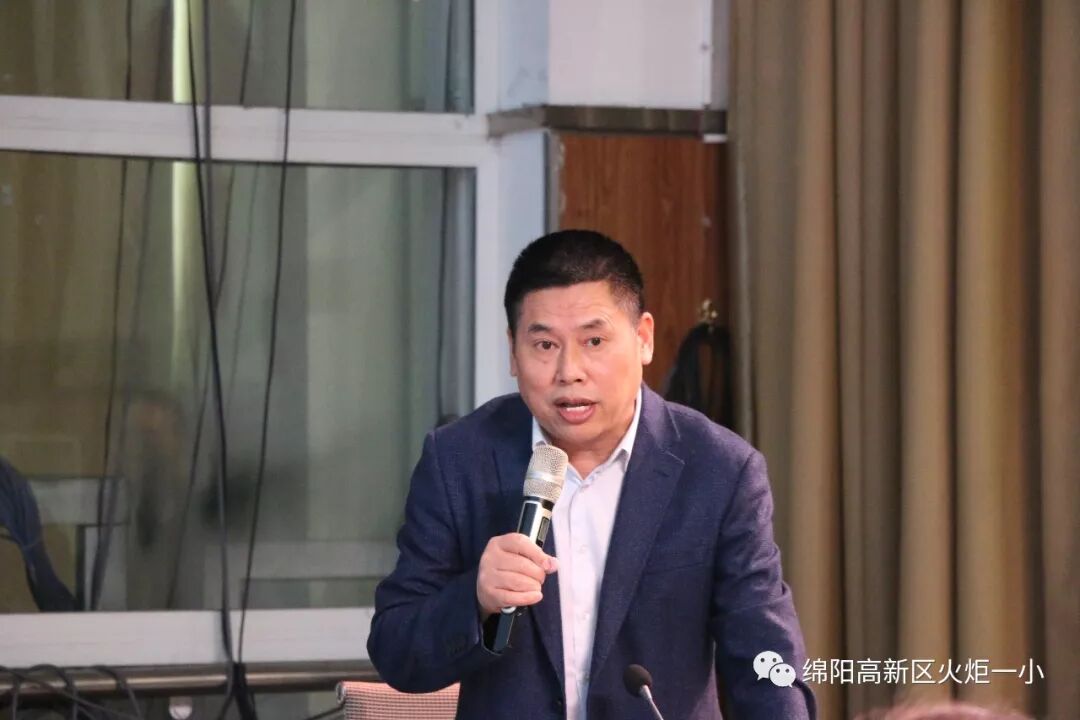 【火一教研节】联合教研共发展，合作交流同提高——火炬一小，永顺路小学语数联合教研活动