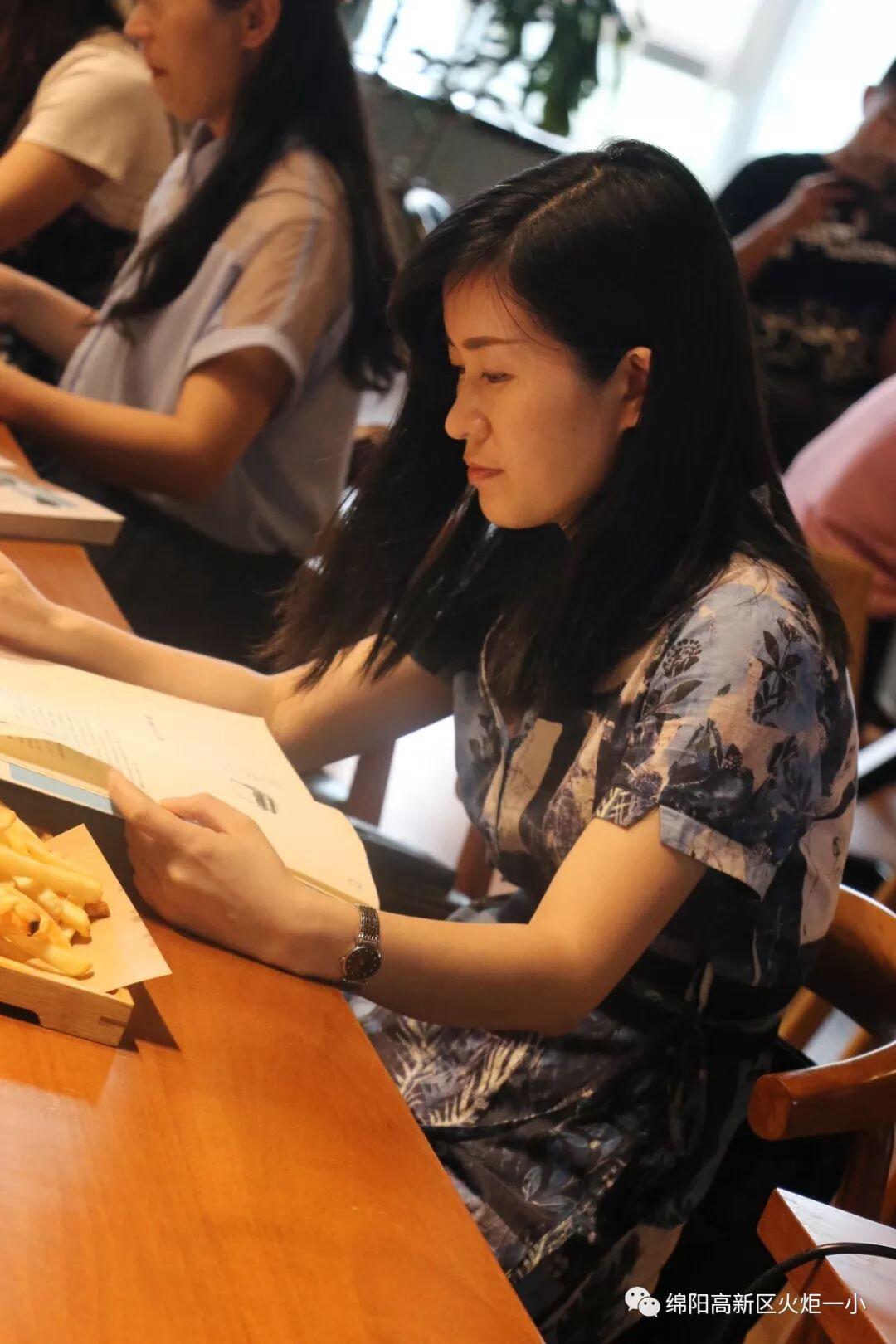 【火一动态】书韵流香，你我共享—及月社图书漂流活动 ​