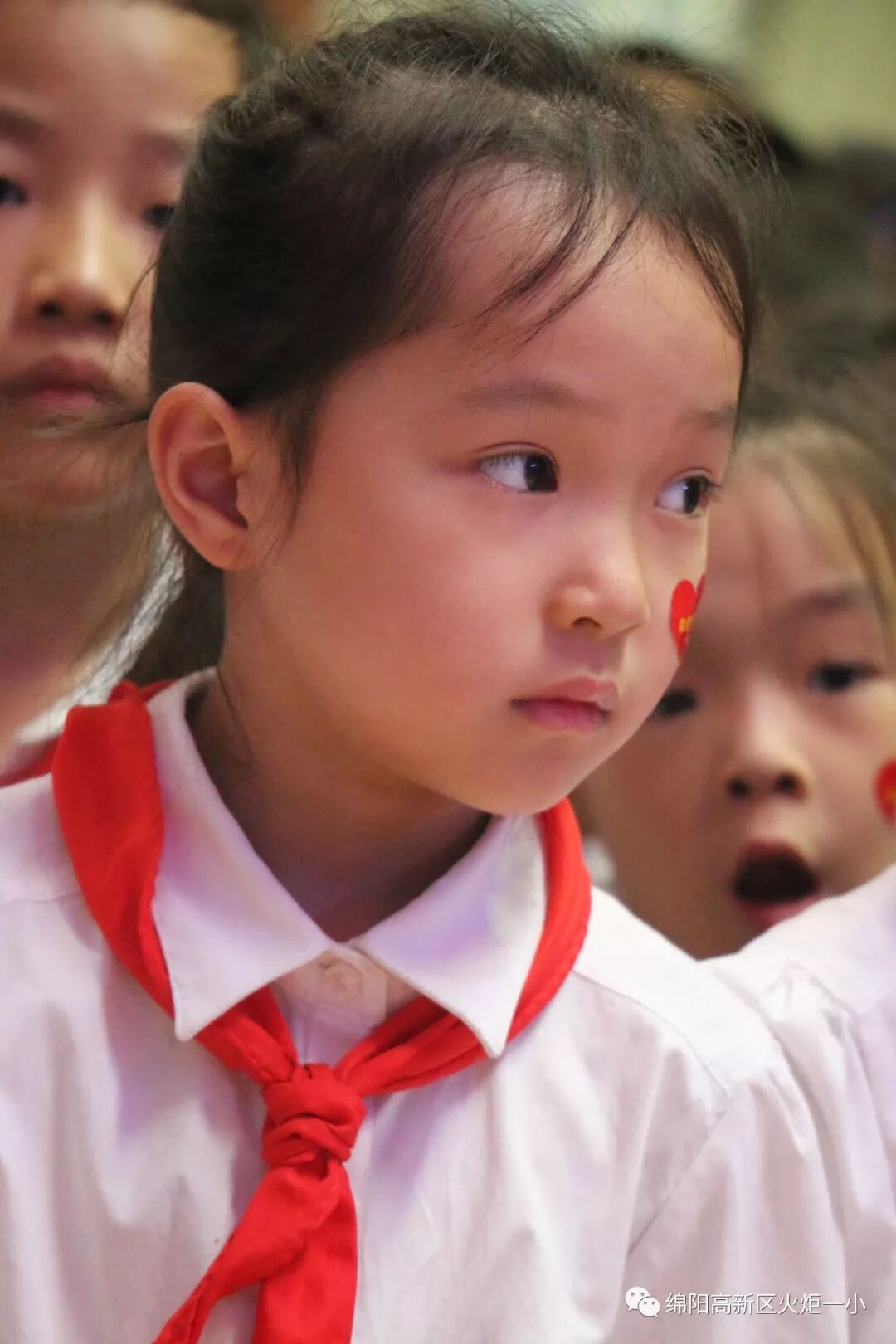 【火一动态】致敬国旗  我和祖国共成长——2019年秋开学典礼