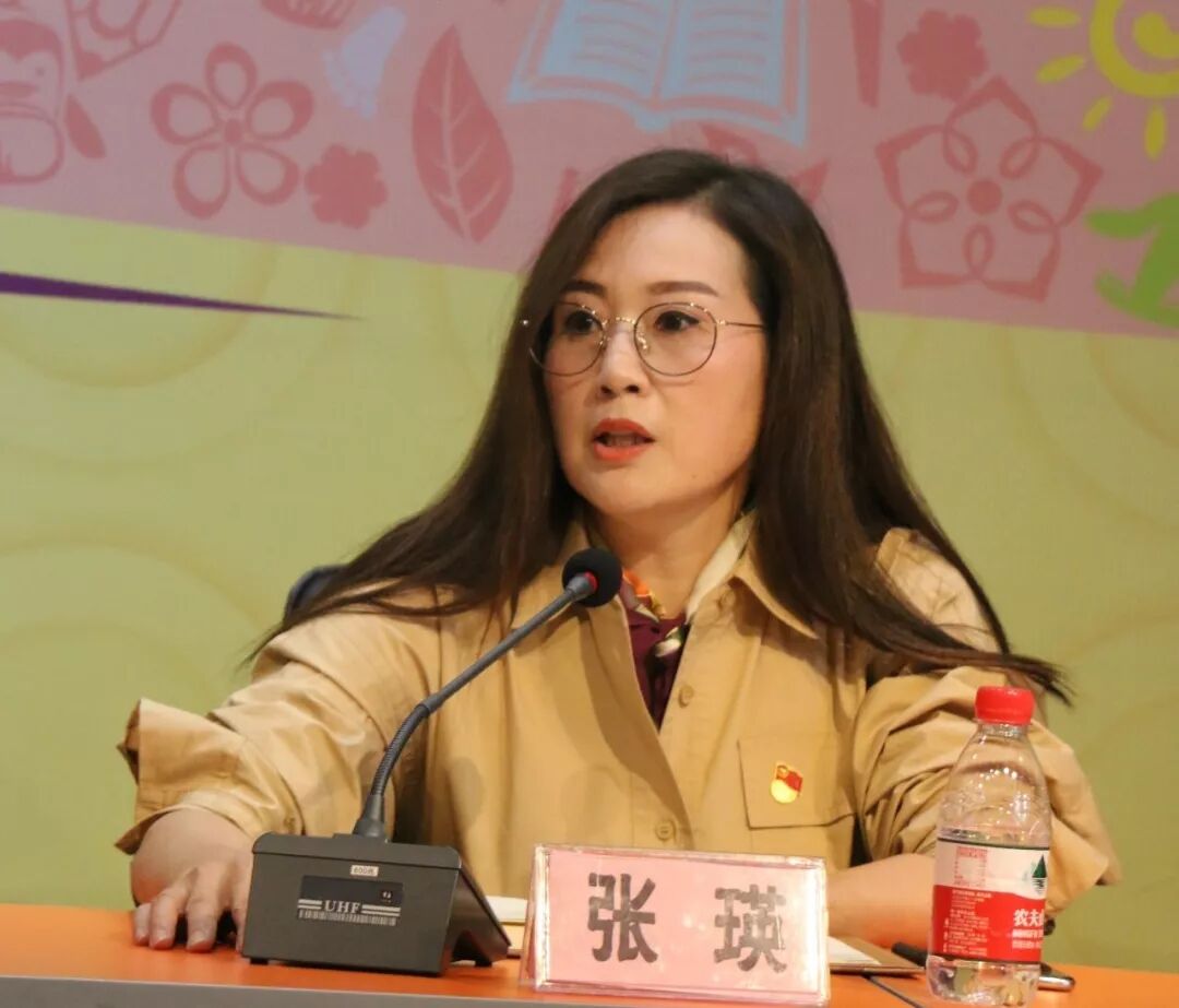 【 火一动态】火炬一小召开“不忘初心、牢记使命”主题教育工作会