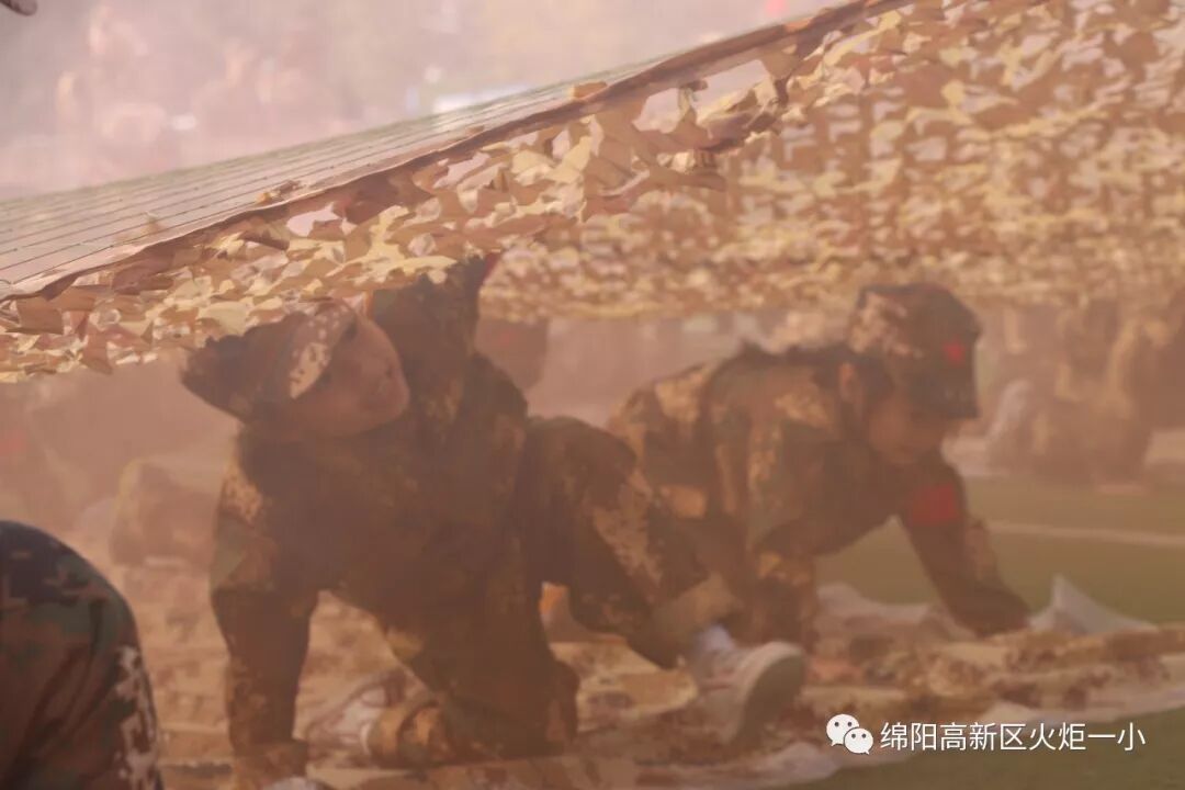 【竞赛节速递2】梦幻海陆空 ——火炬一小附属幼儿园大班国防教育暨亲子竞赛活动